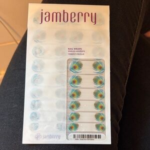 Jamberry Shake Your Tail Feather Nail Wraps